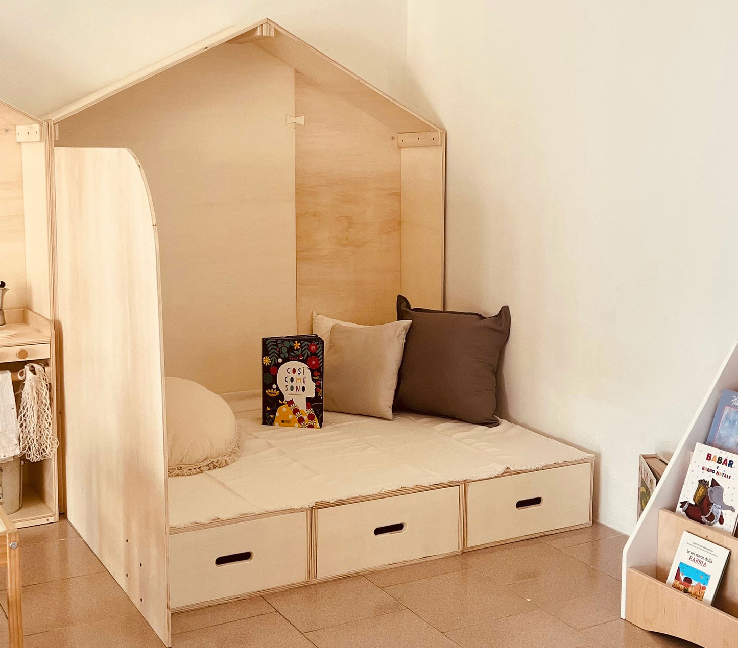 Casette in Legno per la Delimitazione degli Spazi