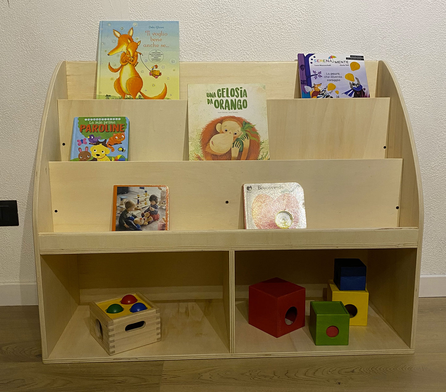 Libreria montessoriana + spazio gioco